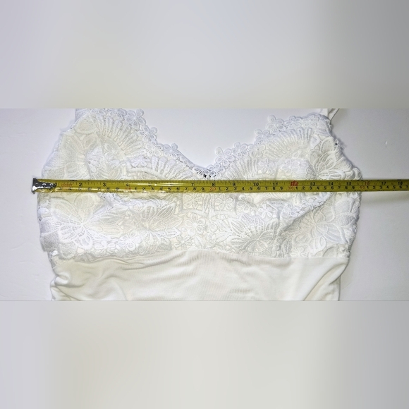 Boston Proper White Lace Fitted Spring Summer Vacation Camisole, M - Picture 5 of 9